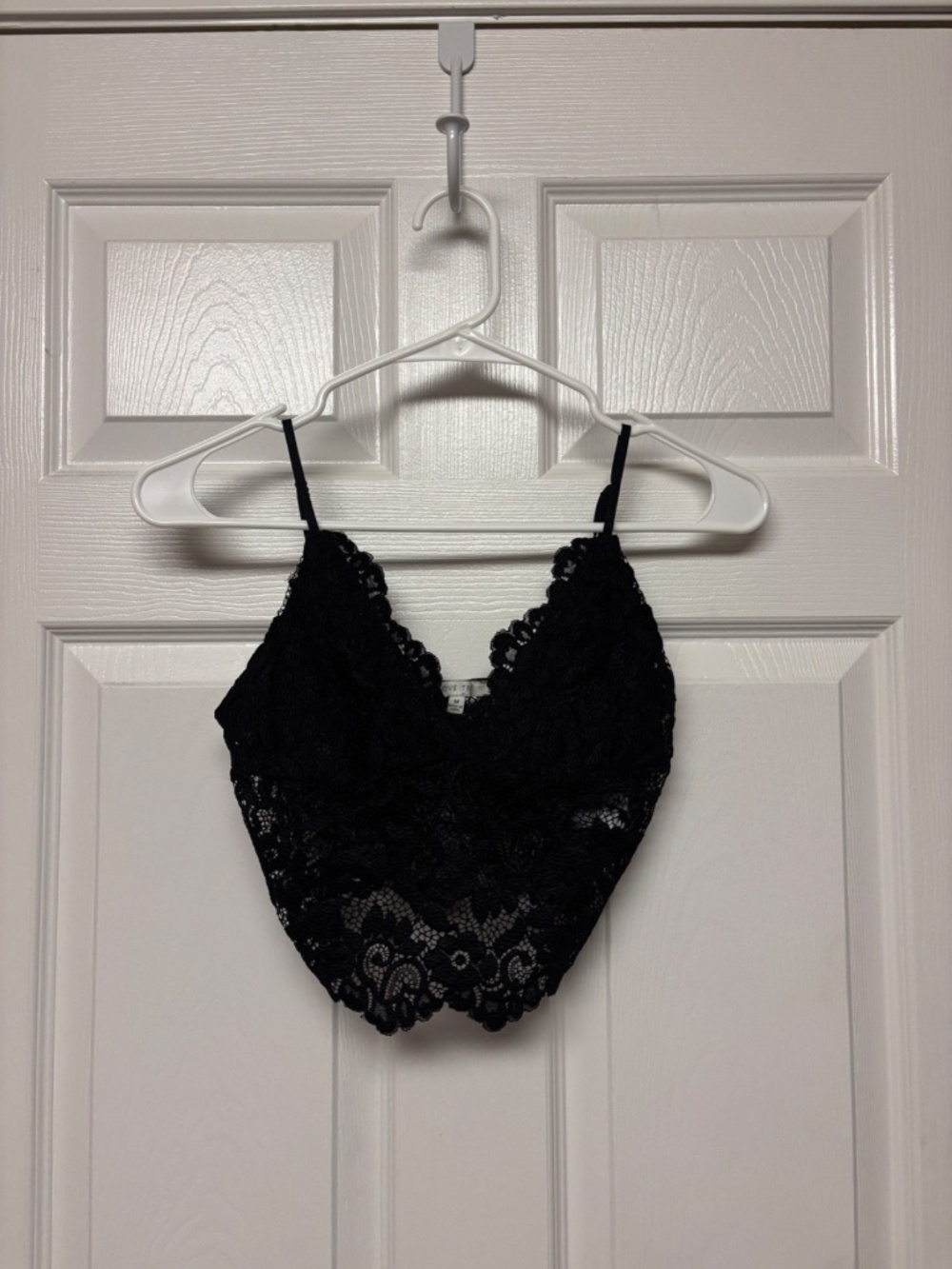 LoveTree Black Lacy Cropped Black Tank Top - Size: M